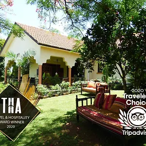 Bluemonkey Bed & Breakfast Entebbe