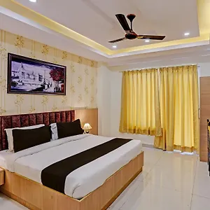 Prime Plaza Tark Delhi Airport Hotel New Delhi
