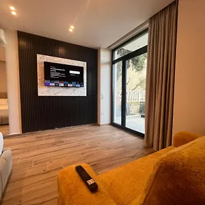 Xika Guest house Sarande